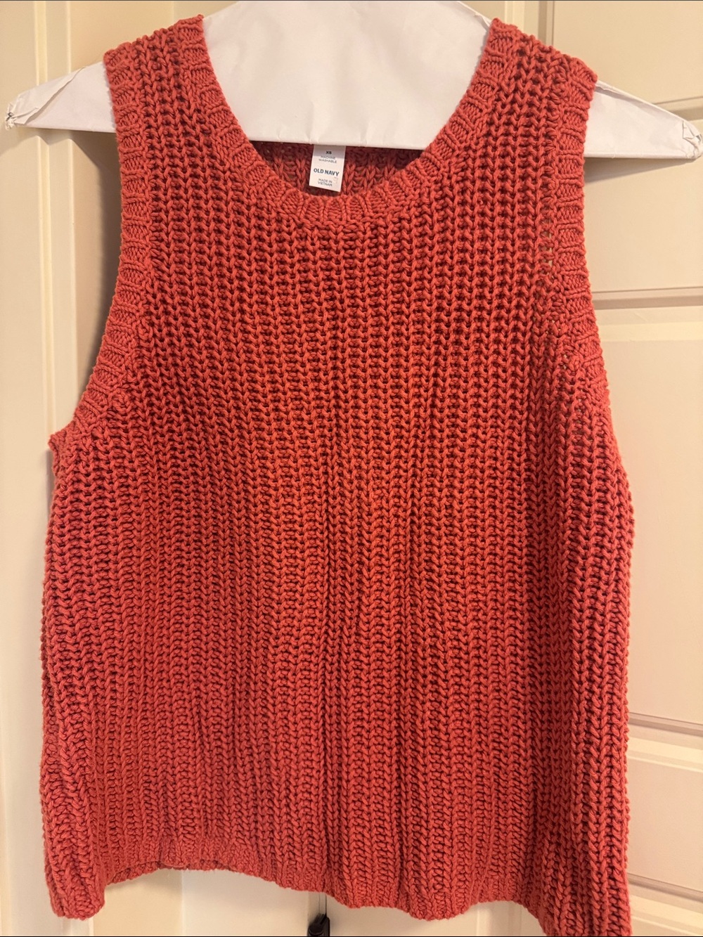 Old Navy Coral Knit Sleeveless Tank Top